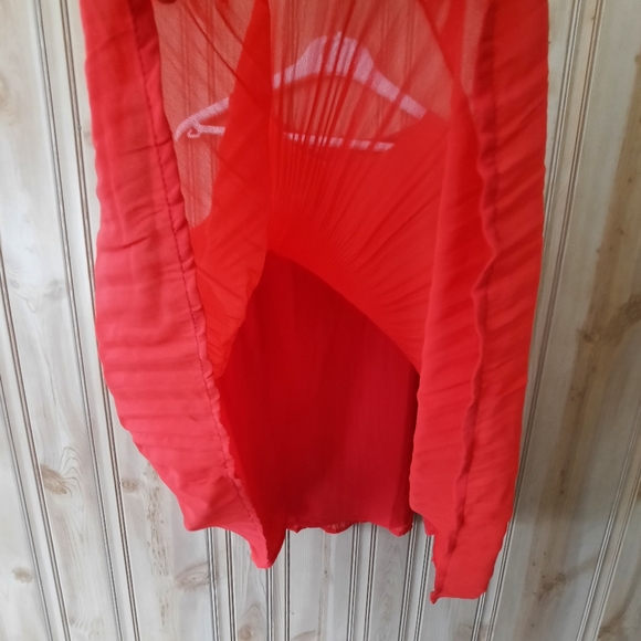 CUTE coral sleeveless blouse - Picture 13 of 16